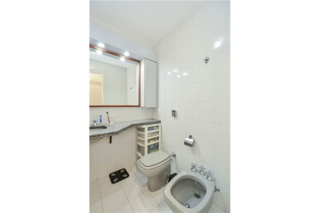 Imagem Apartamento com 4 Quartos à Venda, 241 m² em Vila Suzana - São Paulo