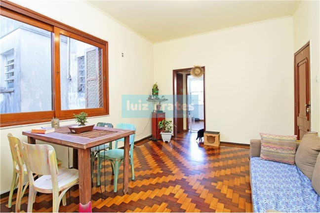 Imagem Apartamento com 2 Quartos à Venda, 69 m² em Santana - Porto Alegre