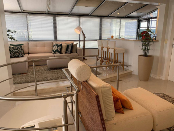 Imagem Apartamento com 3 Quartos à Venda, 203 m² em Centro - Florianópolis Imagem Apartamento com 3 Quartos à Venda, 203 m² em Centro - Florianópolis