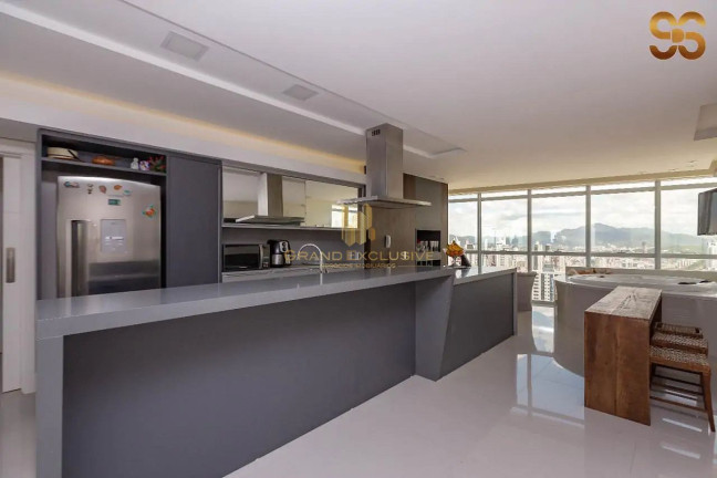 Imagem Apartamento com 4 Quartos à Venda, 228 m² em Pioneiros - Balneário Camboriú