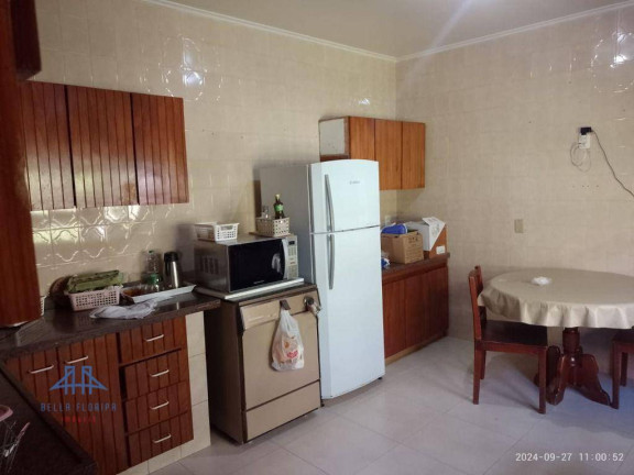 Imagem Casa com 5 Quartos à Venda, 328 m² em Córrego Grande - Florianópolis Imagem Casa com 5 Quartos à Venda, 328 m² em Córrego Grande - Florianópolis