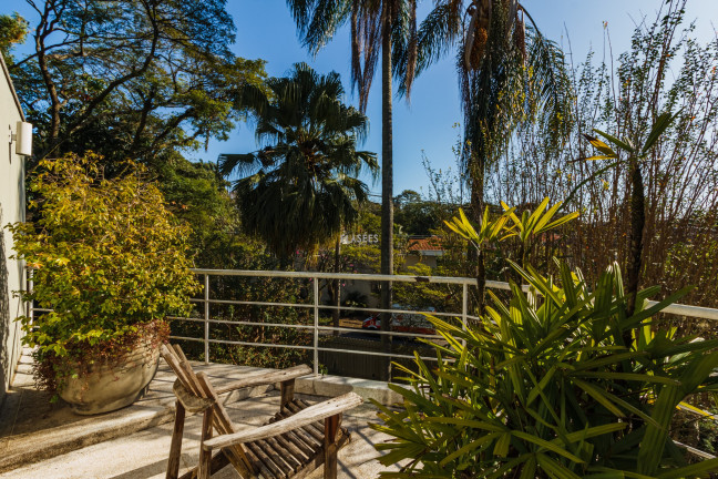 Imagem Sobrado com 4 Quartos à Venda, 878 m² em Jardim Guedala - São Paulo