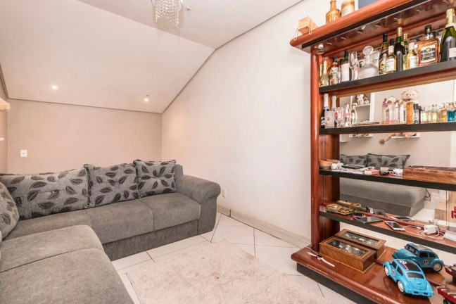 Imagem Imóvel com 4 Quartos à Venda,  em Santa Tereza - Porto Alegre
