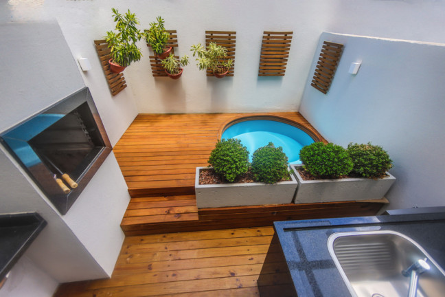 Imagem Casa com 2 Quartos à Venda, 87 m² em Vila Nova - Porto Alegre Imagem Casa com 2 Quartos à Venda, 87 m² em Vila Nova - Porto Alegre