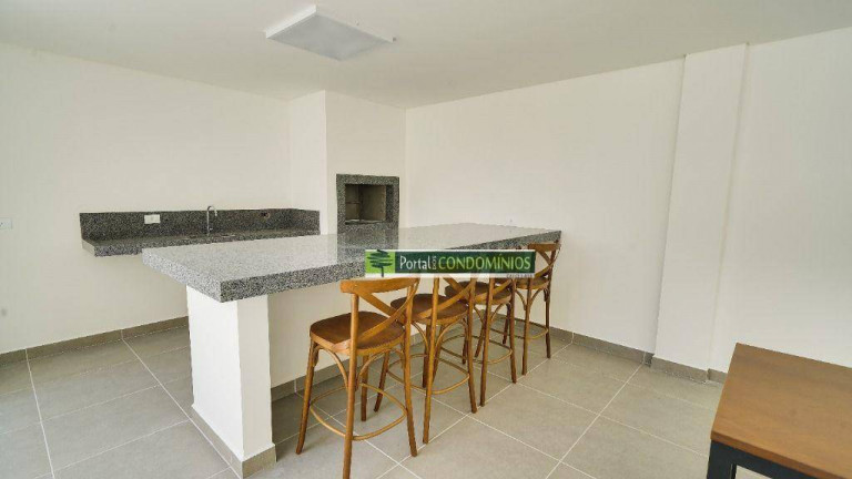 Imagem Apartamento com 2 Quartos à Venda, 68 m² em Capão Raso - Curitiba