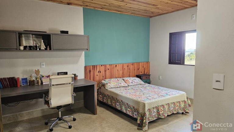Imagem Imóvel com 2 Quartos à Venda, 2.000 m² em Centro - Patos De Minas
