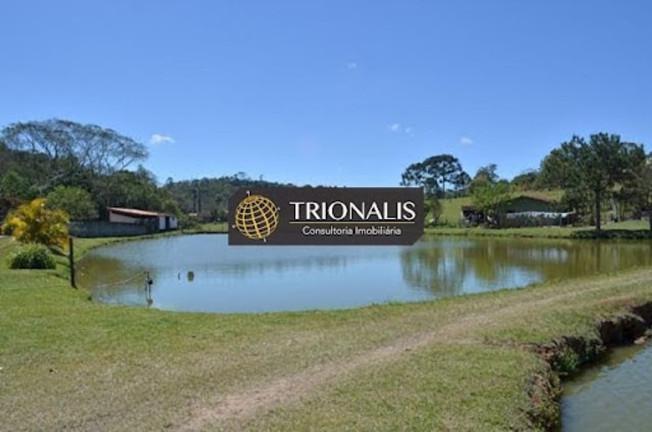 Fazenda à Venda, 2.400 m² em Centro - Nazaré Paulista