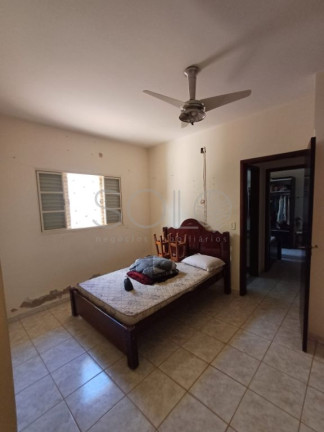 Imagem Casa com 2 Quartos à Venda, 202 m² em Jardim Aclimação - Araraquara Imagem Casa com 2 Quartos à Venda, 202 m² em Jardim Aclimação - Araraquara