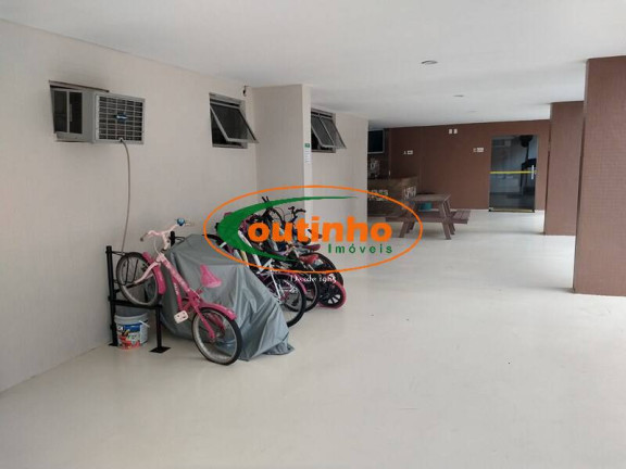 Imagem Apartamento com 4 Quartos à Venda, 155 m² em Tijuca - Rio De Janeiro Imagem Apartamento com 4 Quartos à Venda, 155 m² em Tijuca - Rio De Janeiro