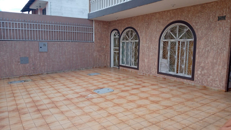 Imagem Sobrado com 7 Quartos à Venda, 360 m² em Taguatinga Norte - Taguatinga