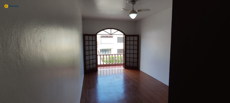 Imagem Casa com 4 Quartos à Venda, 300 m² em Coqueiros - Florianopolis