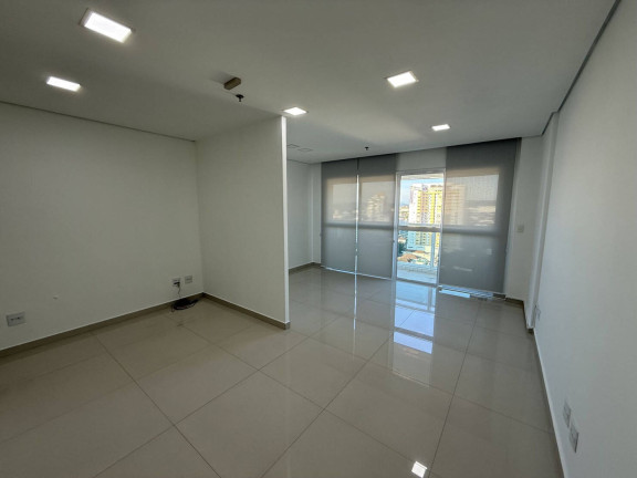 Imóvel Comercial para Alugar, 43 m² em Gonzaga - Santos