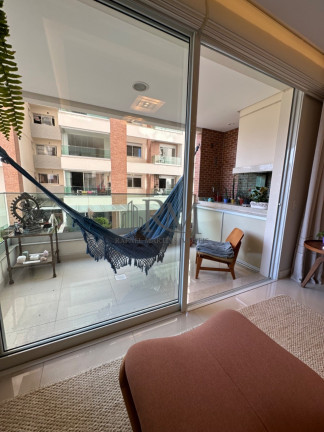 Imagem Apartamento com 3 Quartos à Venda, 121 m² em Centro - Florianópolis Imagem Apartamento com 3 Quartos à Venda, 121 m² em Centro - Florianópolis