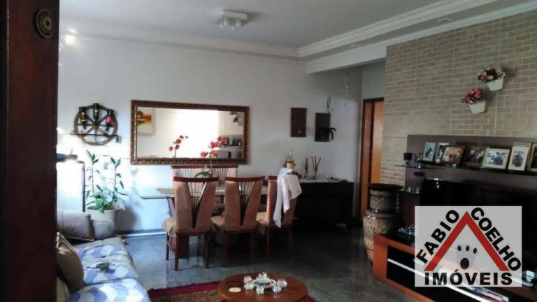 Sobrado com 3 Quartos à Venda, 140 m² em Cidade Dutra - São Paulo