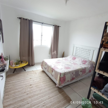 Imagem Apartamento com 2 Quartos à Venda, 65 m² em Cedro - Camboriú