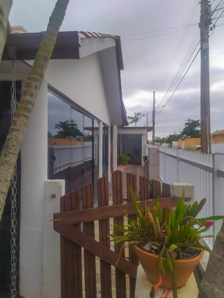 Imagem Casa com 6 Quartos à Venda, 307 m² em Zona Sul - Balneário Rincão