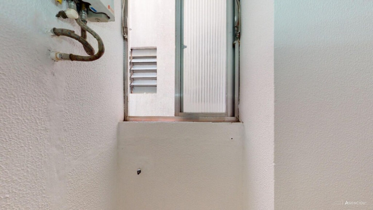 Imagem Imóvel com 2 Quartos à Venda, 69 m² em Jardim Itu - Porto Alegre Imagem Imóvel com 2 Quartos à Venda, 69 m² em Jardim Itu - Porto Alegre