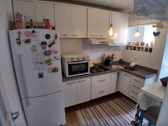 Imagem Imóvel com 2 Quartos à Venda, 76 m² em Jardim Carvalho - Porto Alegre Imagem Imóvel com 2 Quartos à Venda, 76 m² em Jardim Carvalho - Porto Alegre