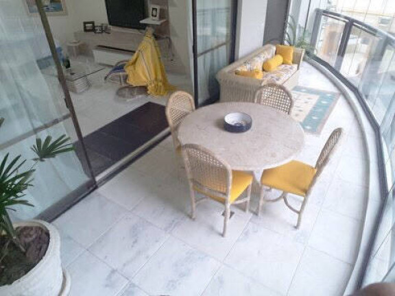 Imagem Apartamento com 3 Quartos à Venda,  em Jardim Astúrias - Guarujá