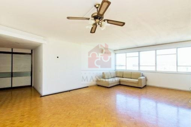 Imagem Apartamento com 3 Quartos à Venda, 174 m² em Centro - Porto Alegre Imagem Apartamento com 3 Quartos à Venda, 174 m² em Centro - Porto Alegre