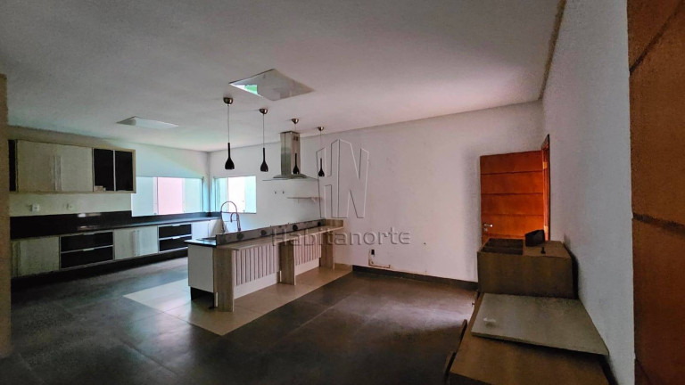 Imagem Casa com 4 Quartos à Venda, 400 m² em Aleixo - Manaus Imagem Casa com 4 Quartos à Venda, 400 m² em Aleixo - Manaus
