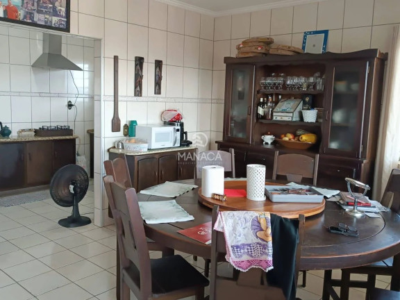 Imagem Sobrado com 5 Quartos à Venda, 520 m² em Centro - Barra Velha