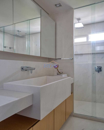 Apartamento com 2 Quartos à Venda, 166 m² em Cerqueira César - São Paulo