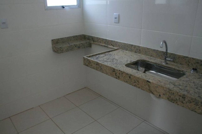 Imagem Imóvel com 2 Quartos à Venda, 45 m² em Maria Helena - Belo Horizonte