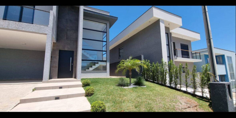 Casa com 3 Quartos à Venda, 300 m² em Condomínio Atibaia Park I - Atibaia