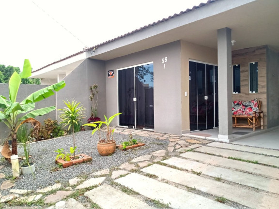 Casa com 3 Quartos à Venda, 90 m² em Praia Das Palmeiras - Itapoa