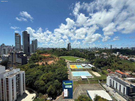 Apartamento com 2 Quartos à Venda, 60 m² em Ondina - Salvador