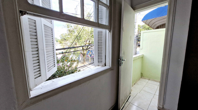 Imagem Casa com 2 Quartos à Venda, 80 m² em água Branca - São Paulo