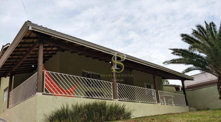 Imagem Casa com 3 Quartos à Venda, 211 m² em Jardim Estância Brasil - Atibaia