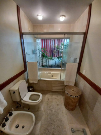 Imagem Casa com 4 Quartos à Venda, em Alphaville - Santana De Parnaíba Imagem Casa com 4 Quartos à Venda, em Alphaville - Santana De Parnaíba