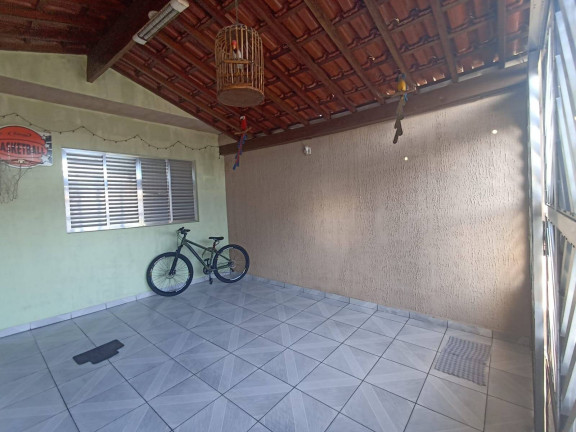 Casa com 2 Quartos à Venda,  em Maracanã - Praia Grande