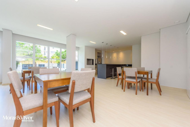 Imagem Apartamento com 3 Quartos à Venda, 77 m² em Mercês - Curitiba