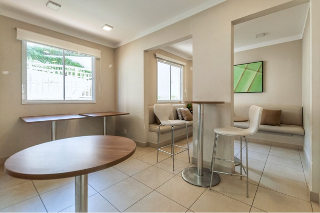 Imagem Imóvel com 2 Quartos à Venda, 40 m² em Vila Zat - São Paulo
