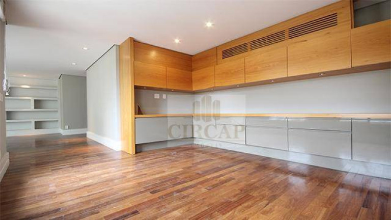 Imagem Imóvel com 3 Quartos à Venda, 349 m² em Higienópolis - São Paulo Imagem Imóvel com 3 Quartos à Venda, 349 m² em Higienópolis - São Paulo