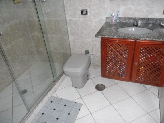 Imagem Casa com 2 Quartos à Venda, 170 m² em Marapé - Santos Imagem Casa com 2 Quartos à Venda, 170 m² em Marapé - Santos