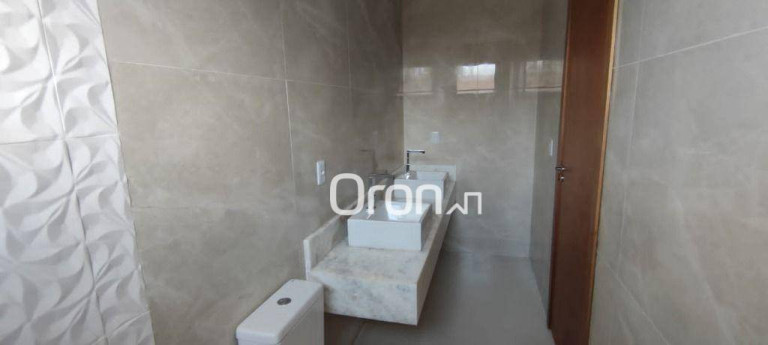 Imagem Casa com 4 Quartos à Venda, 220 m² em Residencial Goiânia Golfe Clube - Goiânia Imagem Casa com 4 Quartos à Venda, 220 m² em Residencial Goiânia Golfe Clube - Goiânia