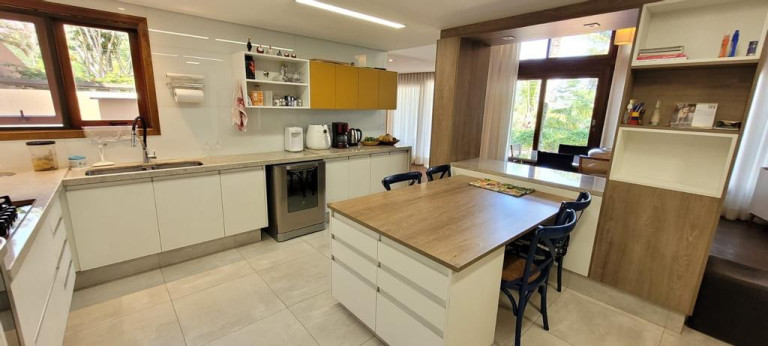 Imagem Sobrado com 4 Quartos à Venda, 315 m² em Sousas - Campinas Imagem Sobrado com 4 Quartos à Venda, 315 m² em Sousas - Campinas