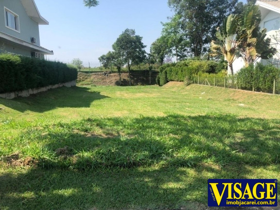 Terreno à Venda, 640 m² em Jd. Paraiba - Jacareí