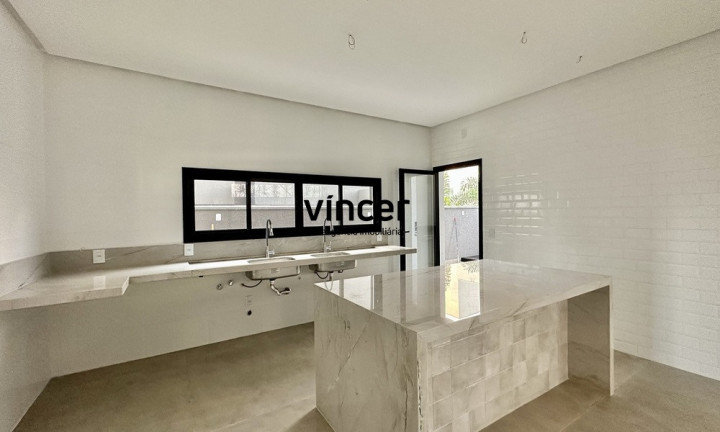 Imagem Casa com 4 Quartos à Venda, 376 m² em Jardins Verona - Goiânia