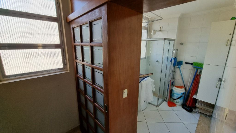 Imagem Apartamento com 2 Quartos à Venda, 74 m² em Pitangueiras - Guarujá