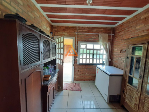 Imagem Chácara com 3 Quartos à Venda, 2.680 m²