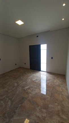Imagem Casa com 3 Quartos à Venda, em Sorocaba Imagem Casa com 3 Quartos à Venda, em Sorocaba