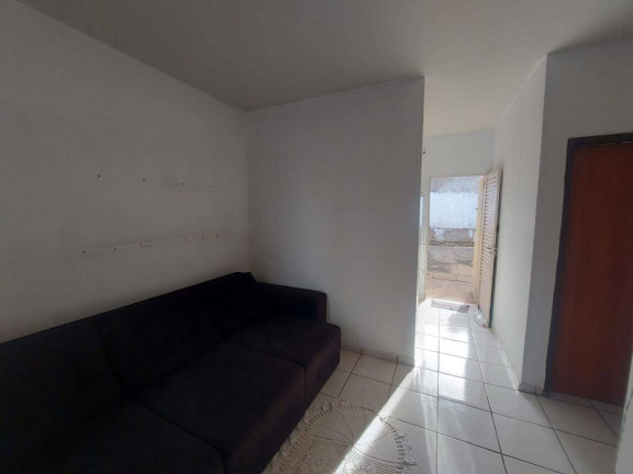 Imagem Casa com 2 Quartos à Venda,  em Recanto Dos Pássaros - Cuiabá