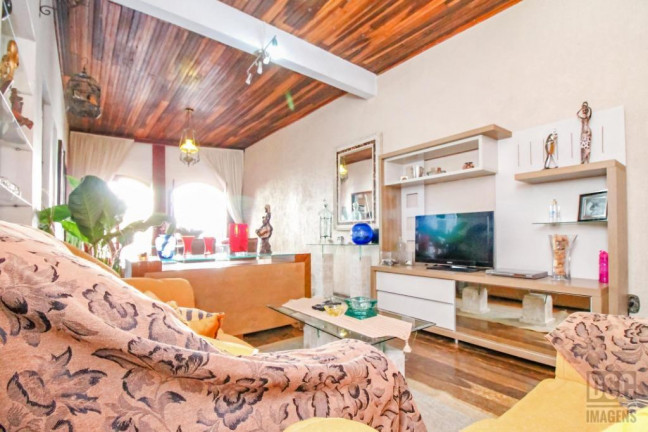 Imagem Casa com 5 Quartos à Venda, 220 m² em Centro Histórico - Porto Alegre