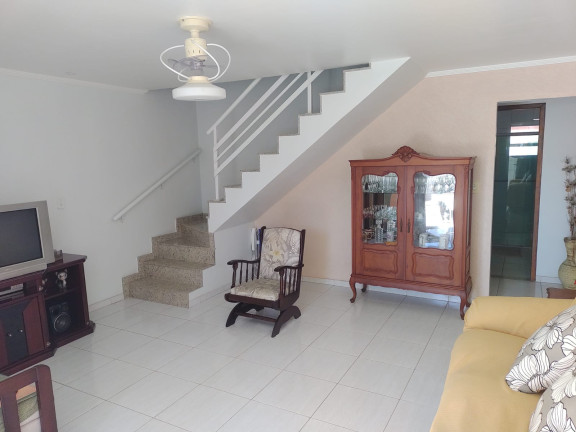 Imagem Casa com 2 Quartos à Venda, 160 m² em Parque Hotel - Araruama Imagem Casa com 2 Quartos à Venda, 160 m² em Parque Hotel - Araruama