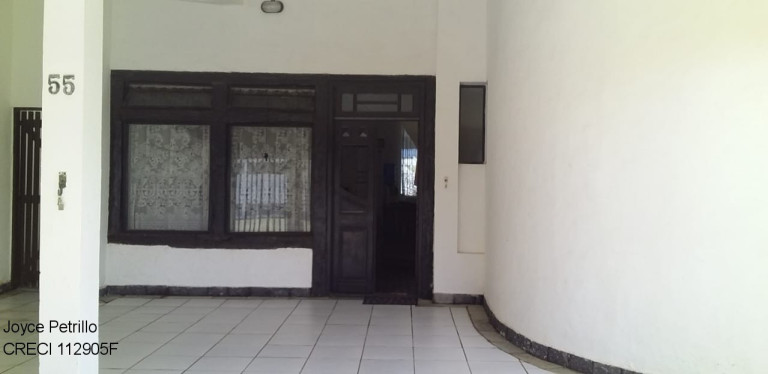 Imagem Sobrado com 7 Quartos à Venda, 300 m² em São José - Peruíbe